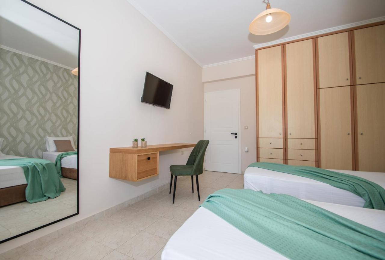 Aparthotel Kozanos & 3*