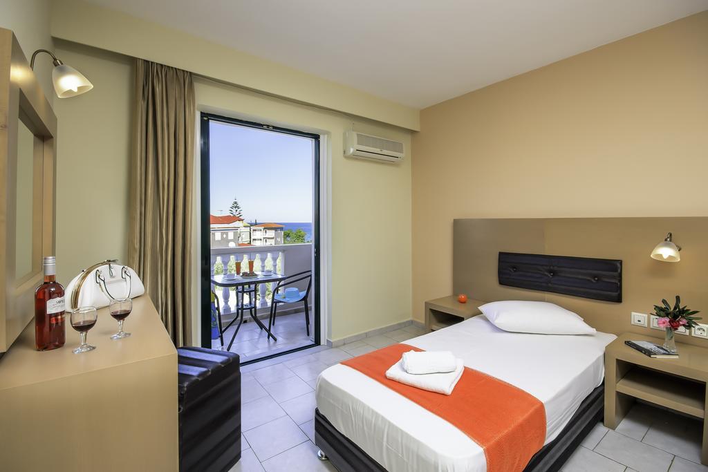 Aparthotel Kozanos &
